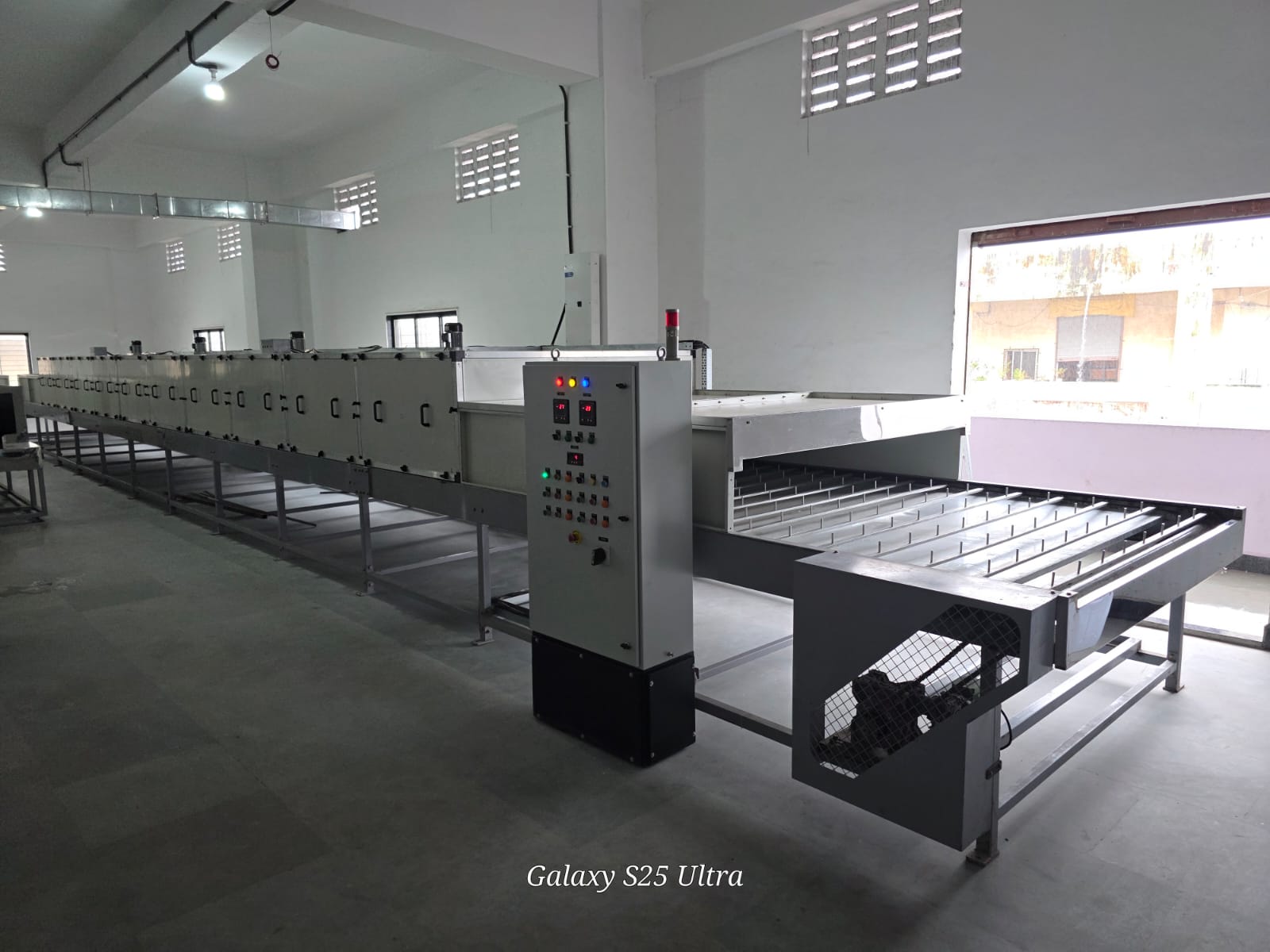 Heating Oven with Conveyor